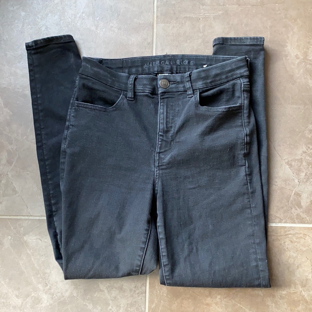 American Eagle black curvy high rise jeggings